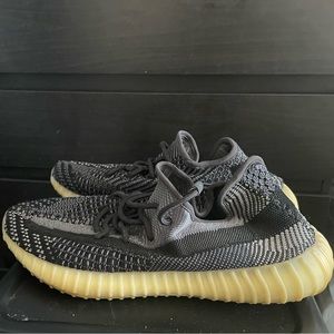2020 Yeezy Boost 350 V2 'Carbon' US Mens Size 12